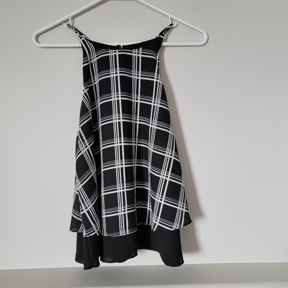 Layered Design Lab top. M.